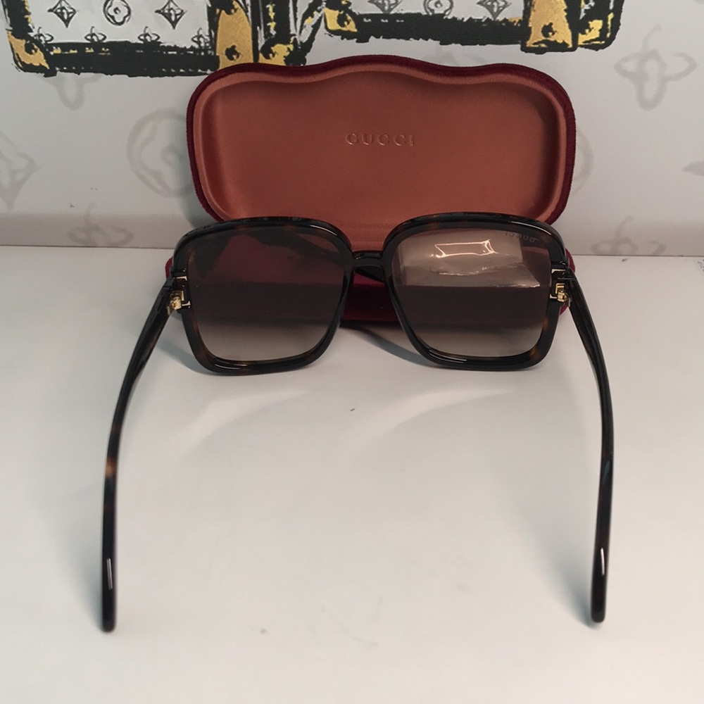 New Authentic Gucci Tortoise Square Sunglasses GG1066S 002 - Picture 7 of 14